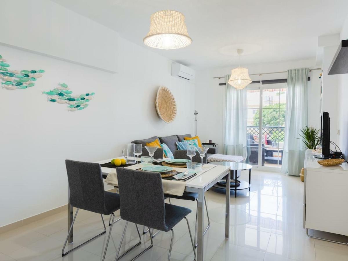 La Marina Ii, Luminoso Apartamento Junto A La Playa Torre de Benagalbon Exteriör bild