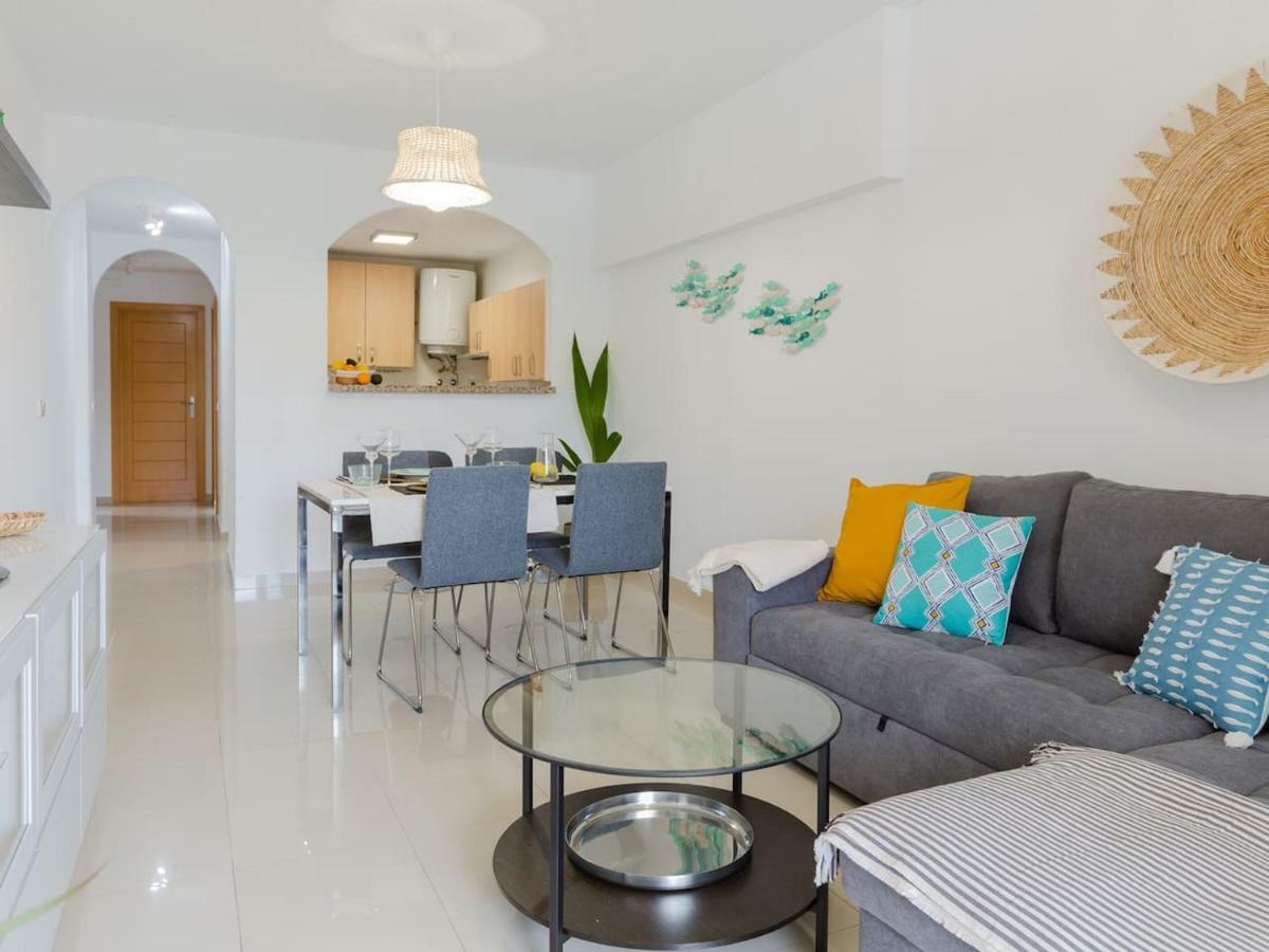La Marina Ii, Luminoso Apartamento Junto A La Playa Torre de Benagalbon Exteriör bild