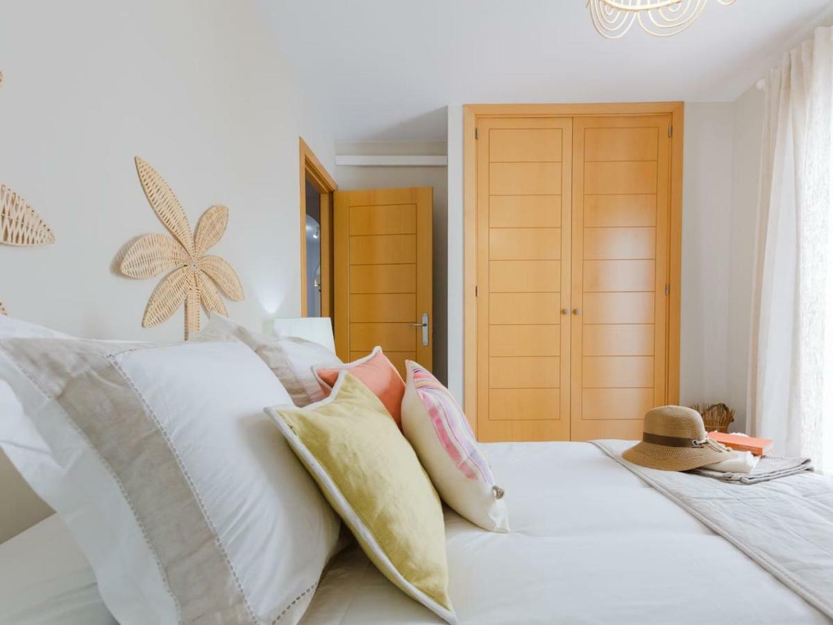 La Marina Ii, Luminoso Apartamento Junto A La Playa Torre de Benagalbon Exteriör bild