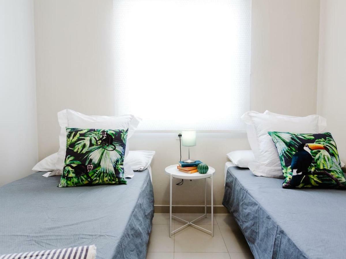 La Marina Ii, Luminoso Apartamento Junto A La Playa Torre de Benagalbon Exteriör bild