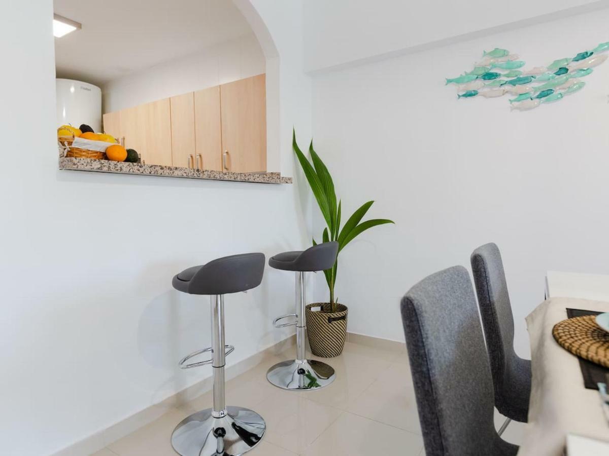La Marina Ii, Luminoso Apartamento Junto A La Playa Torre de Benagalbon Exteriör bild
